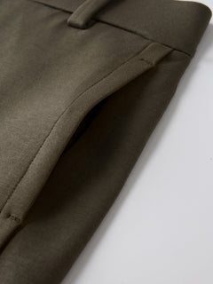 Air Cotton Mid-Rise Travel Shorts with Pockets